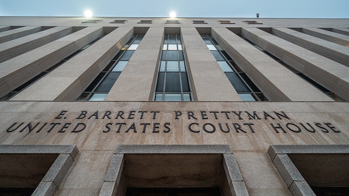 DC courthouse