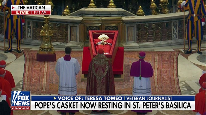 'Overwhelming' scene in St. Peter's Basilica as Pope Francis' casket arrives