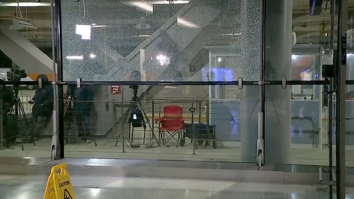Chicago O'Hare shooting