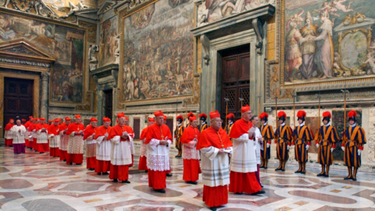 Catholic cardinals gather for conclave in 2005