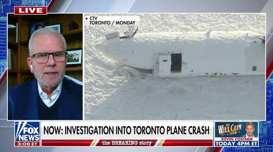 No fatalities is 'incredibly fortunate' in Toronto crash, former commercial pilot says