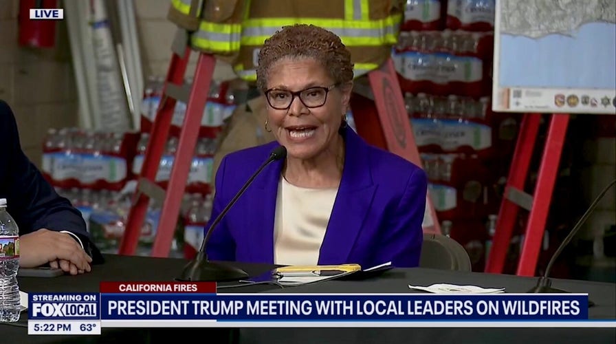 President Trump argues with LA Mayor Karen Bass over wildfire rebuilding response time