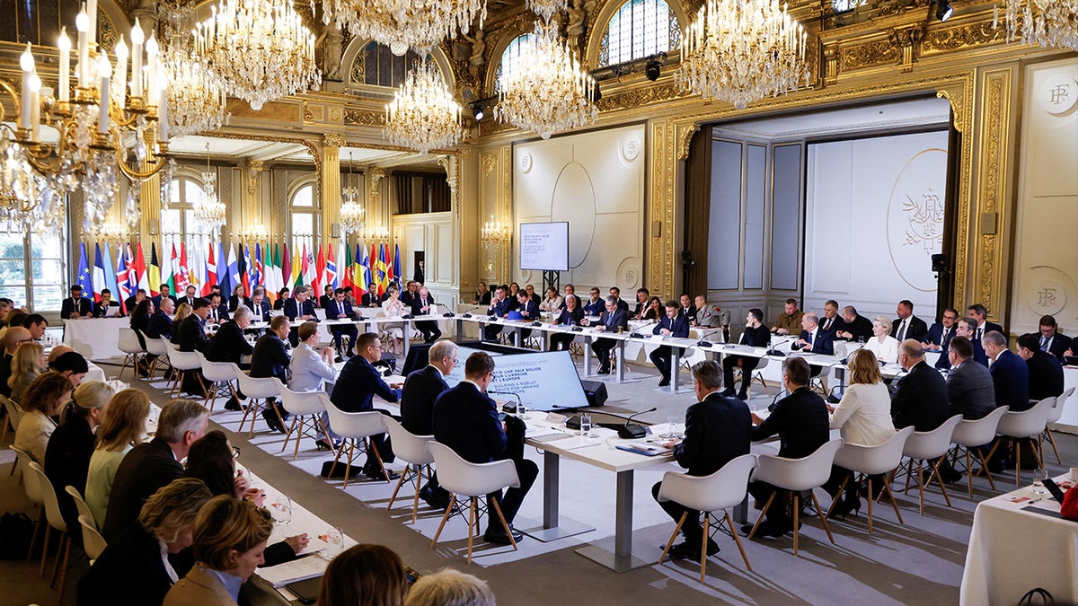 "Coalition of the willing summit" in France