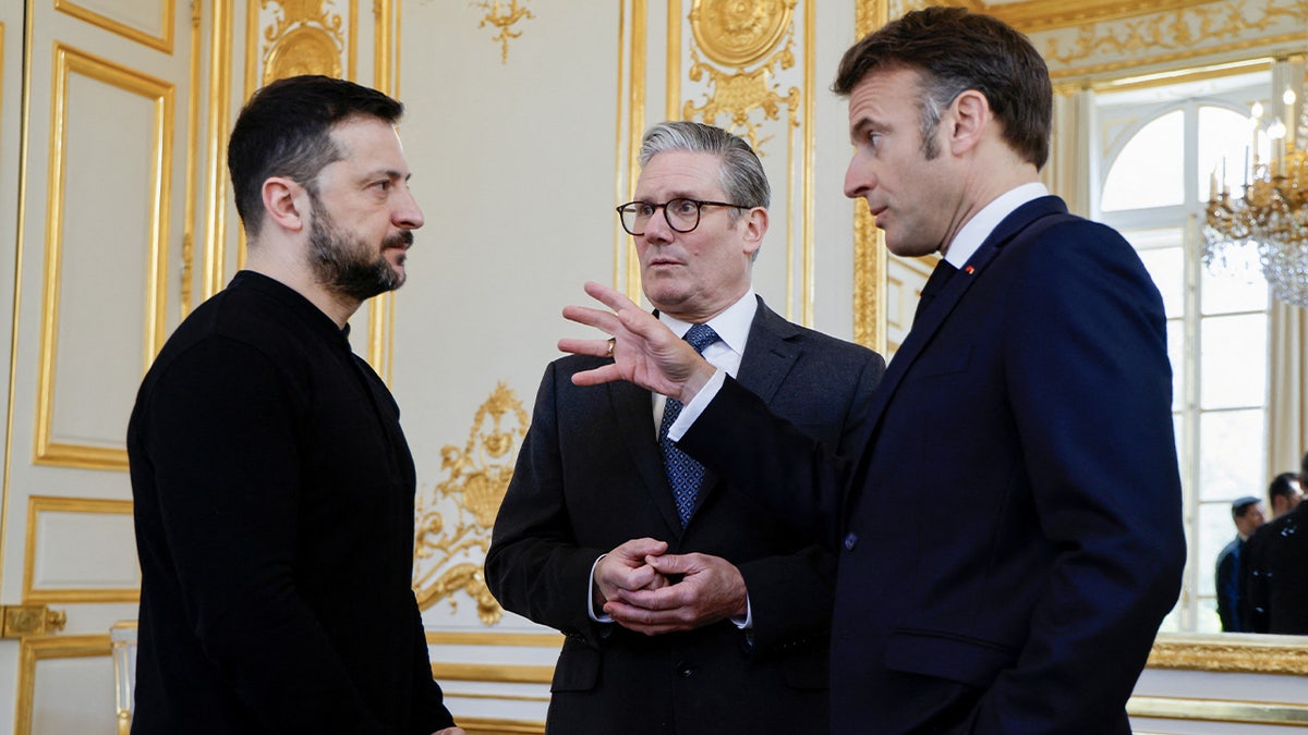 Zelenksyy meets with Macron and Starmer