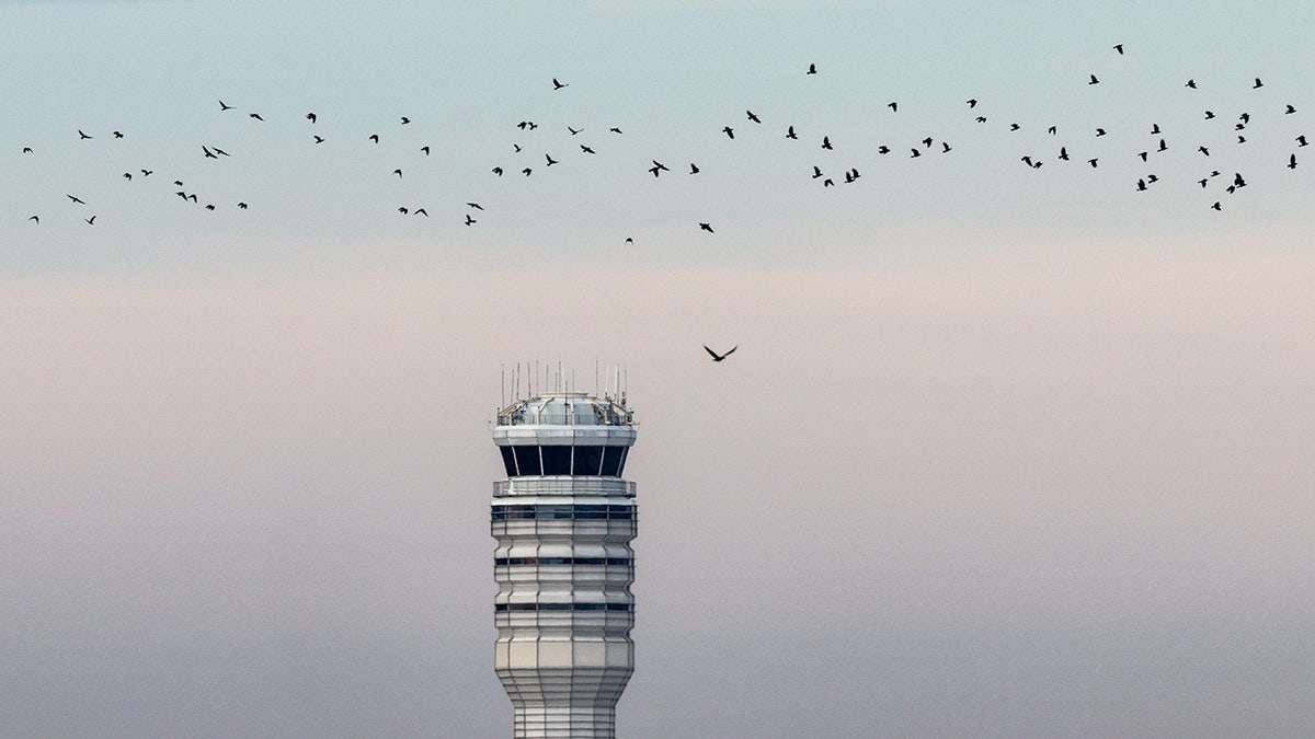 ATC Ronald Reagan National Airport