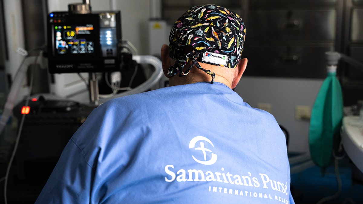 A Samaritan’s Purse medical professional in Burma