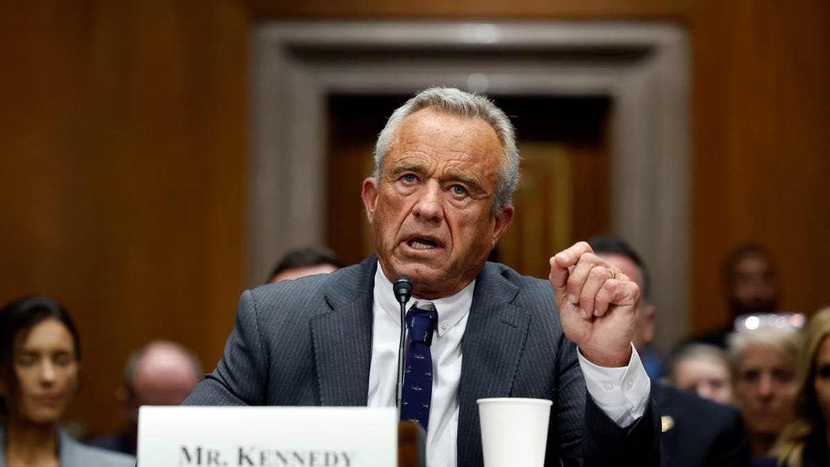 RFK Jr. closeup shot, testifying