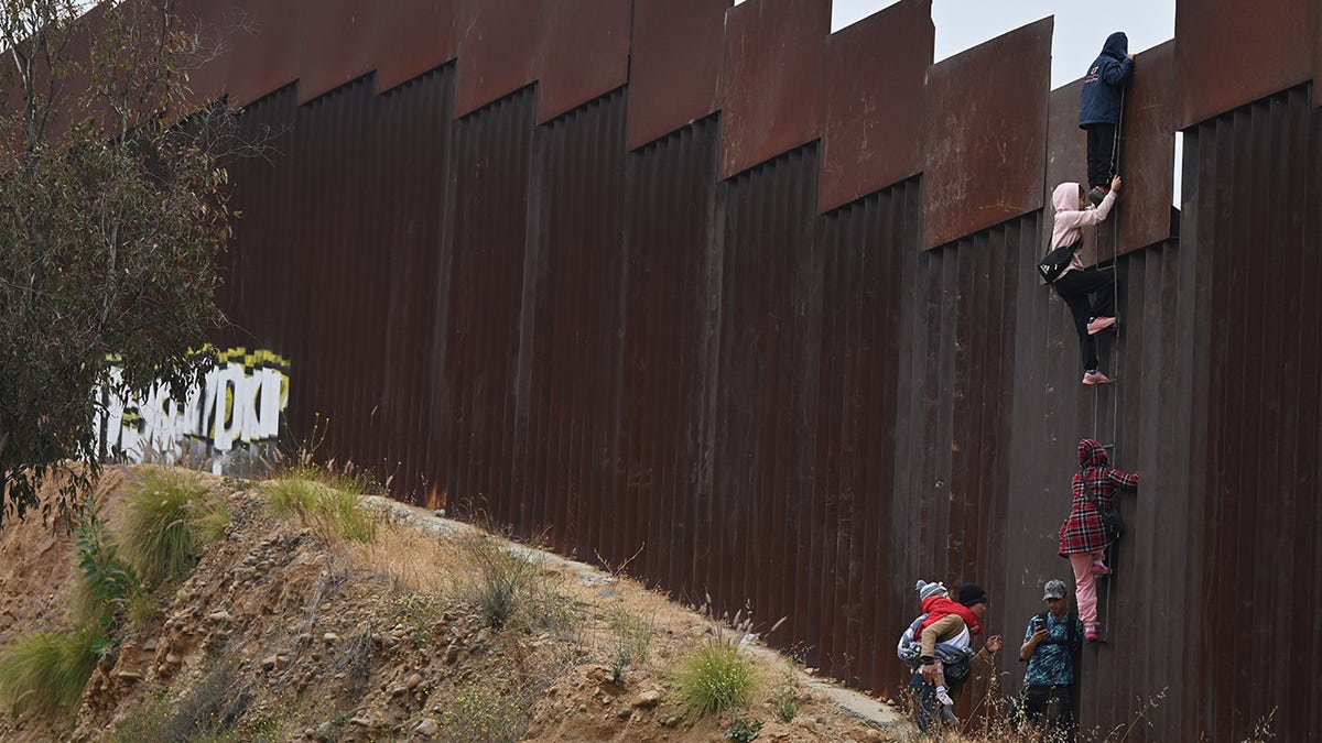 migrants at the border