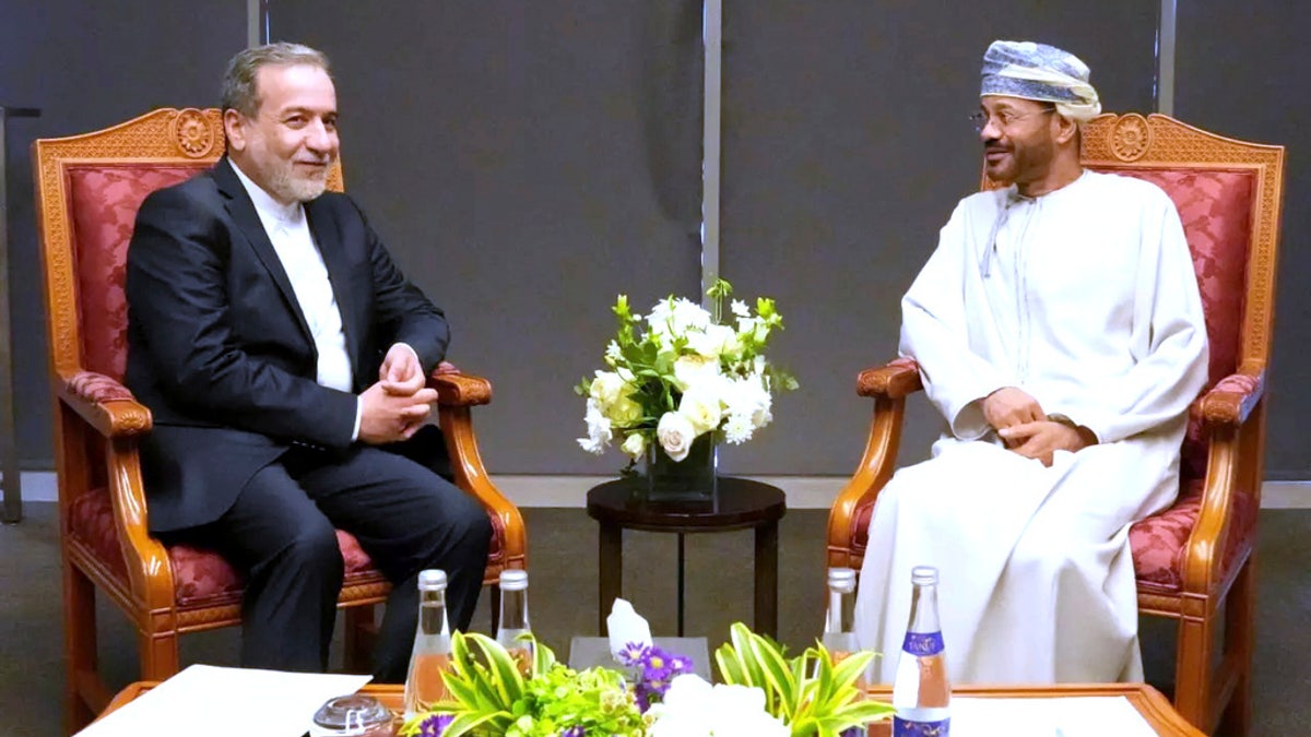 Iranian Foreign Minister Abbas Araghchi and Sayyid Badr Albusaidi
