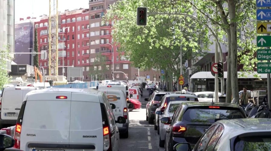 Traffic lights out in Spain as massive power outage impacts country