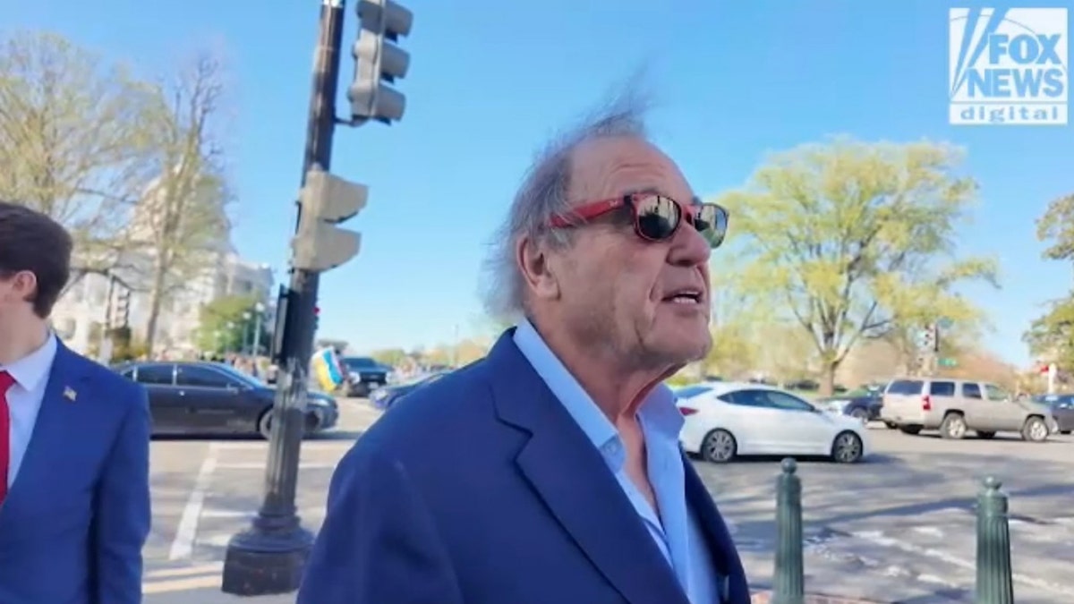 Oliver Stone