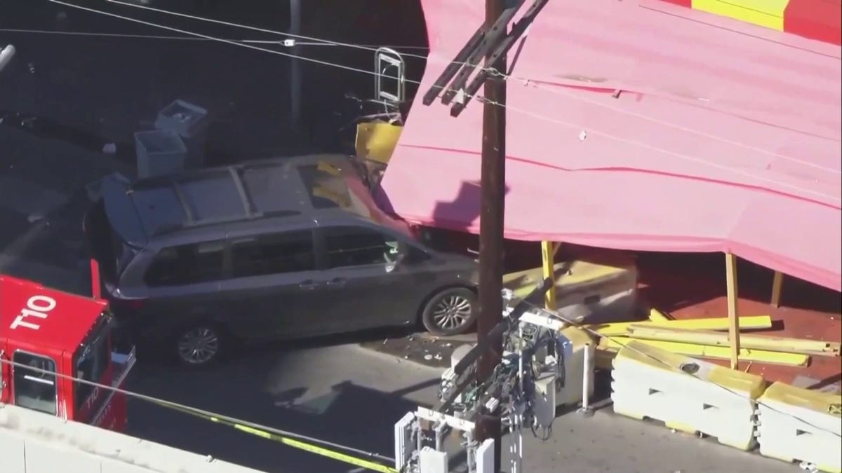 LA minivan after crash