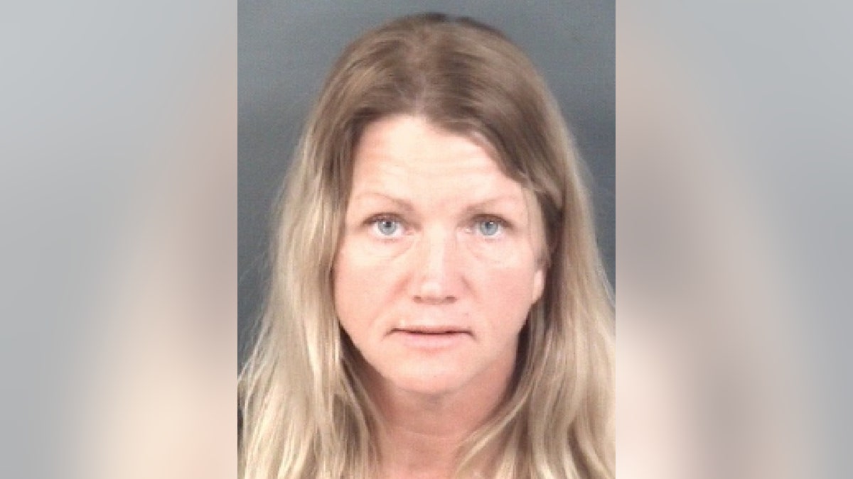 Shana Cloud's mugshot