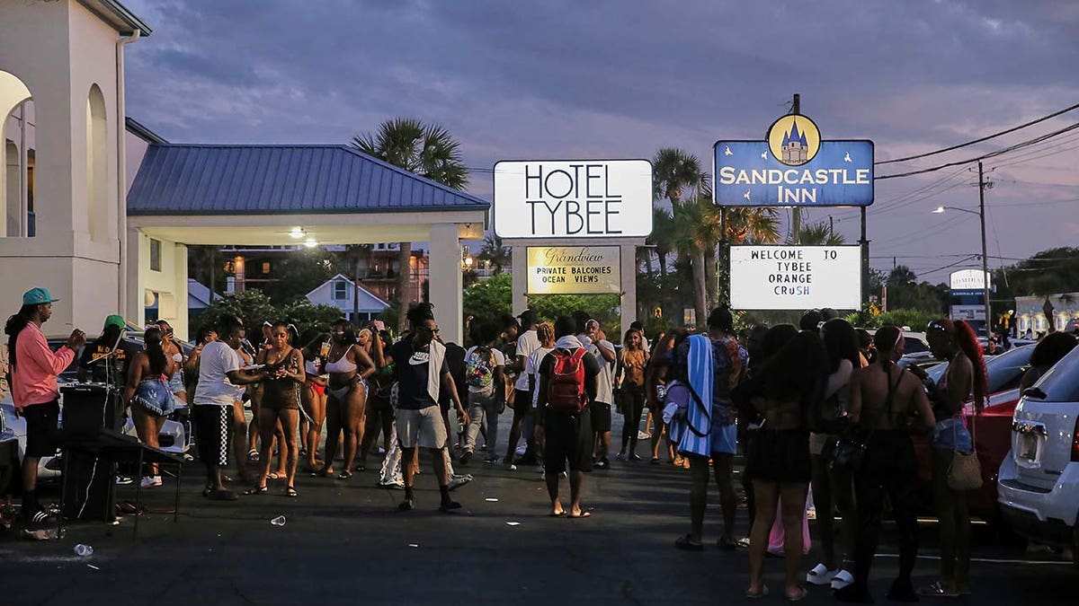After people left the beach they found other places, such as Sandcastle Inn and Hotel Tybee's parking lot, to keep the Orange Crush