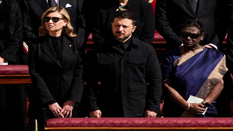 Ukrainian President Volodymyr Zelenskyy and his wife
