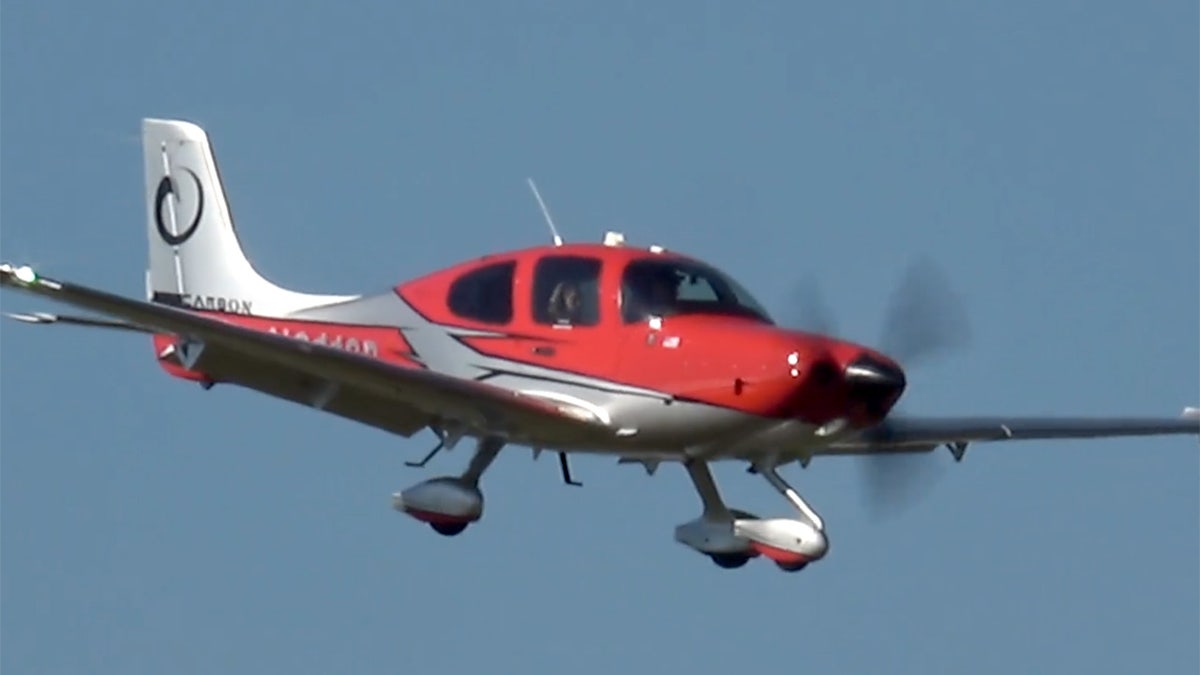 Plane lands in Florida