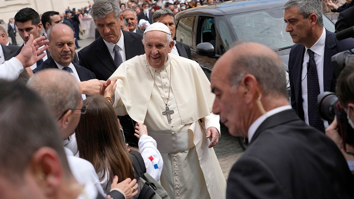 Pope Francis greeting pilgrims
