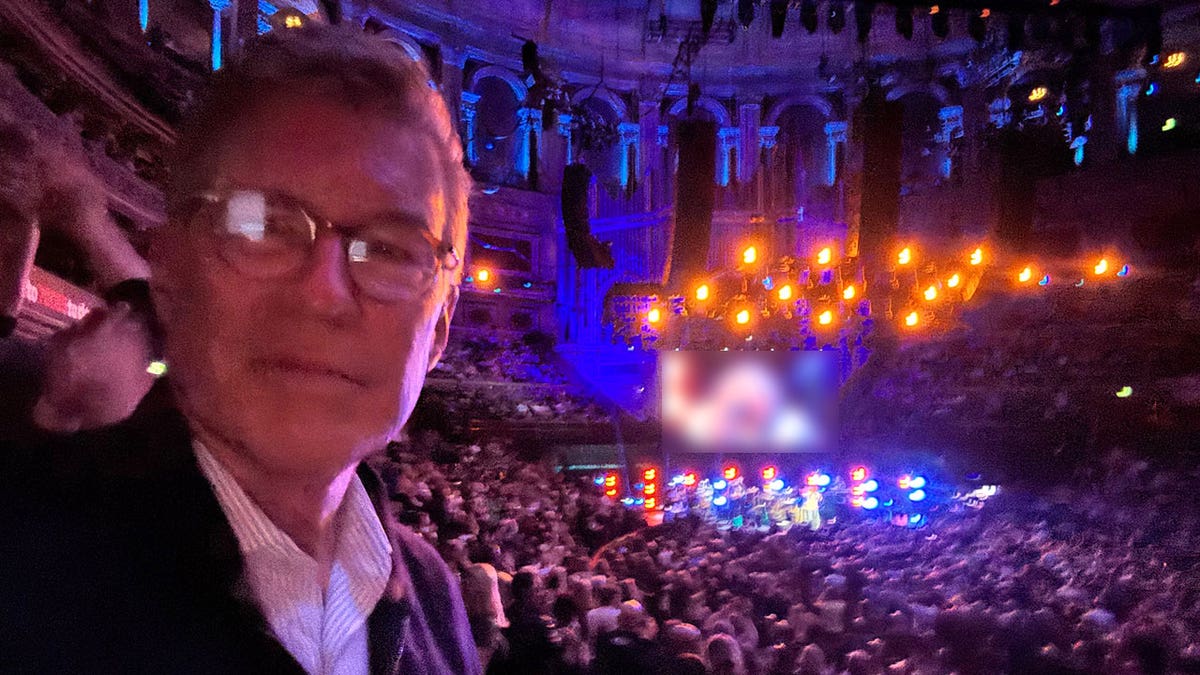Palkot at Who concert