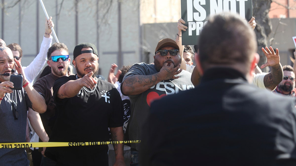 Christian counter-protesters