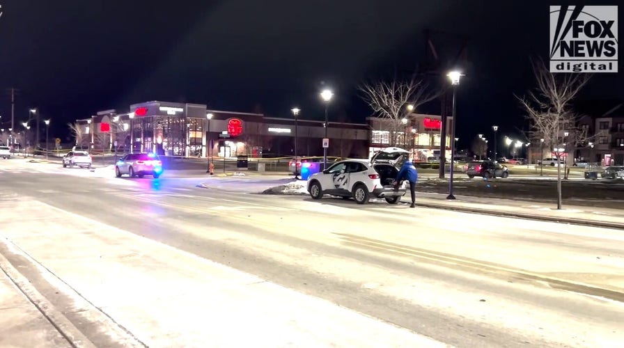 Indiana supermarket shooting leaves 3 dead, 2 officers injured