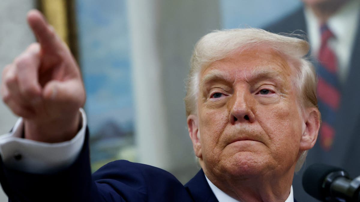 Trump pointing