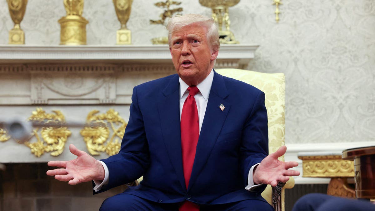 U.S. President Donald Trump meets with Israeli Prime Minister Benjamin Netanyahu (not pictured) in the Oval Office at the White House in Washington, U.S., April 7, 2025.