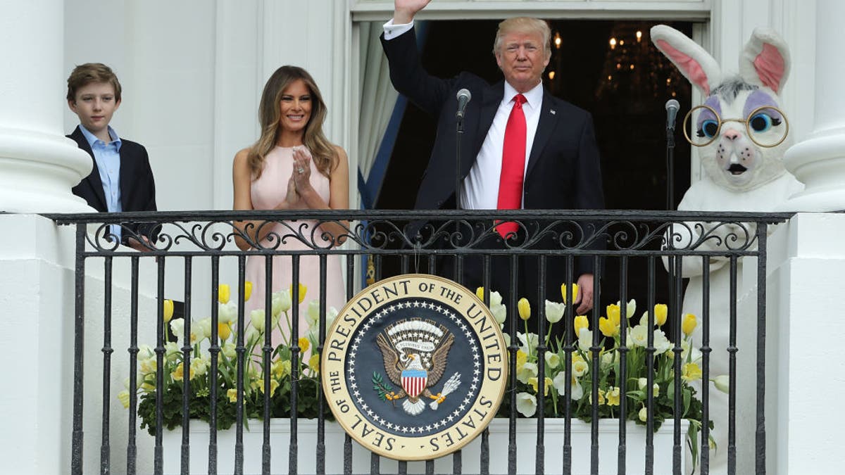 white house egg roll 2017