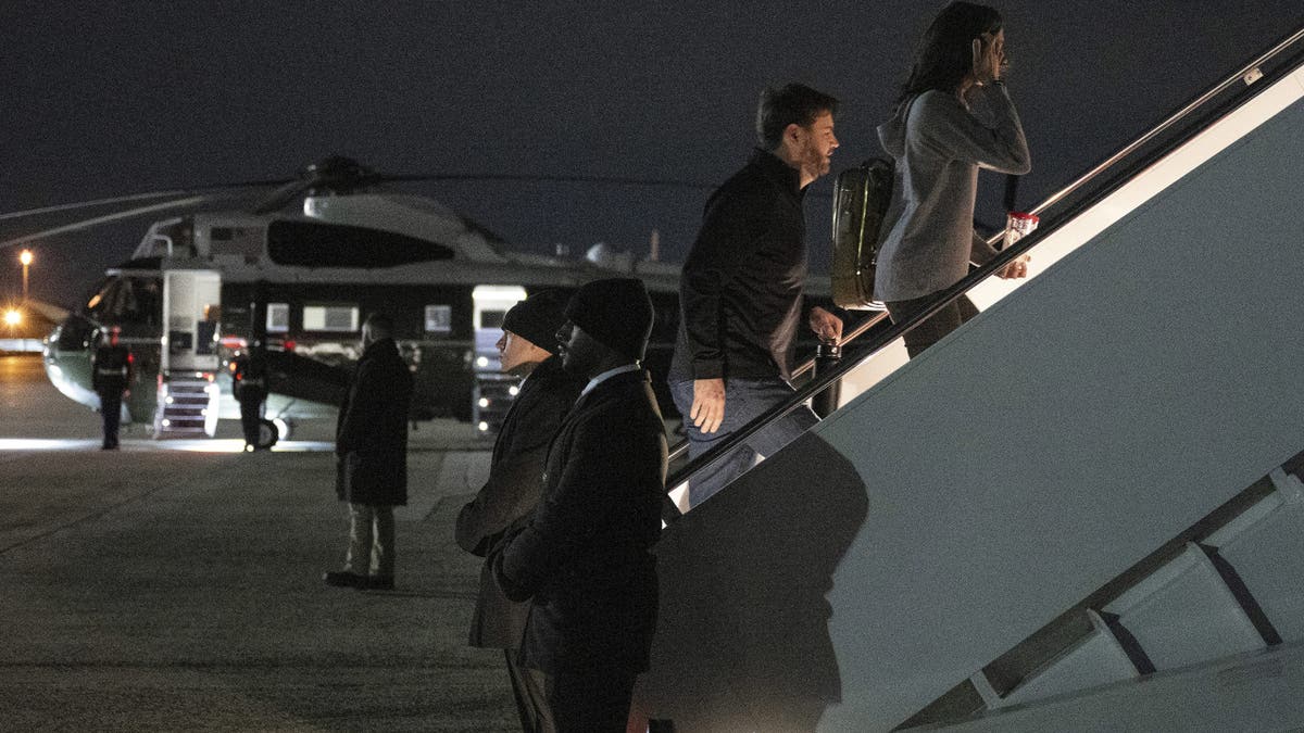 The Vances board Air Force Two to travel to Piffituk Space Force Base in Greenland