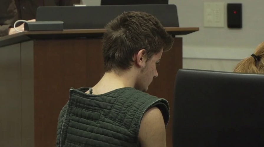 Bodies of teen's parents found decomposed in Wisconsin home