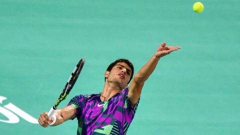 Spain's Carlos Alcaraz serves during the semi-final of UAE's Mubadala World Tennis Championship, in Abu Dhabi on December 17, 2022.