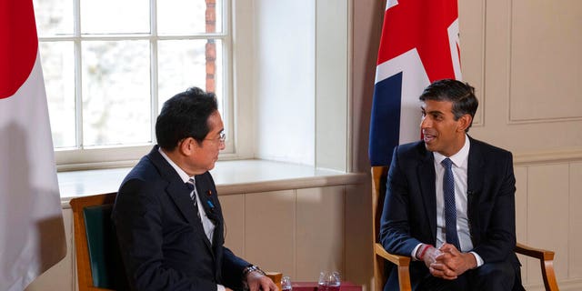 Prime Ministers Rishi Sunak and Fumio Kishida meet at the Tower of London, Wednesday, Jan. 11, 2023.