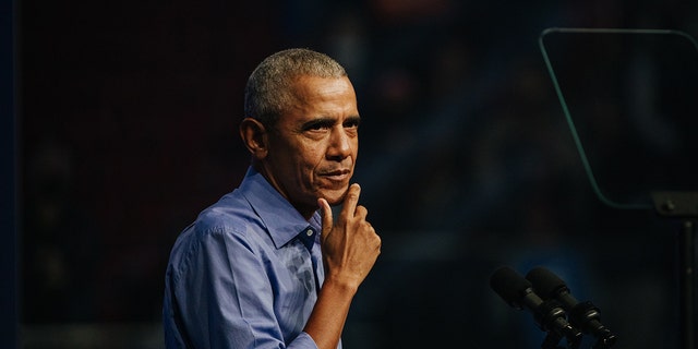 Former US President Barack Obama speaks during a Democratic National Committee (DNC) rally in Philadelphia, Pennsylvania, US, on Saturday, Nov. 5, 2022. 