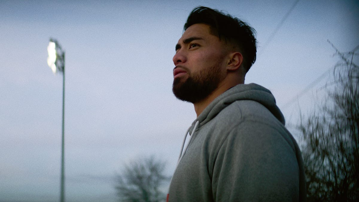 football star Manti Te'o wearing a hoodie