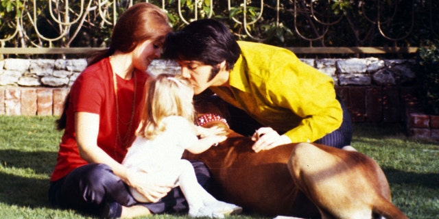 Priscilla Presley, Lisa Marie Presley &amp; Elvis Presley 