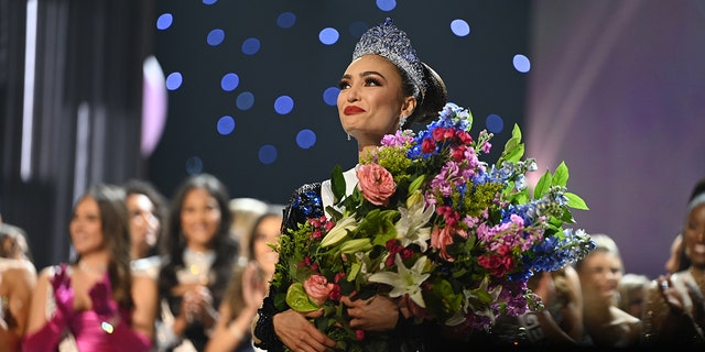 The Miss Universe Organization called the rigging allegations "false" and "absurd."