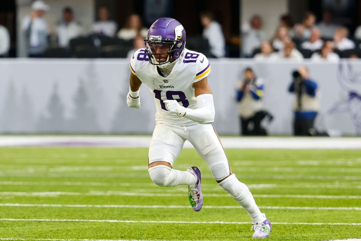 Justin Jefferson of the Minnesota Vikings runs upfield