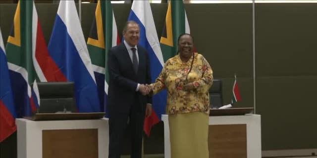 Russian Foreign Minister Sergei Lavrov and Foreign Minister of South Africa Naledi Pandor at news conference after talks in Johannesburg. (Reuters.)