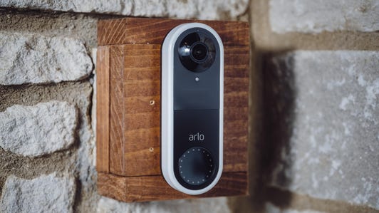 arlo-video-doorbell-product-photos-1