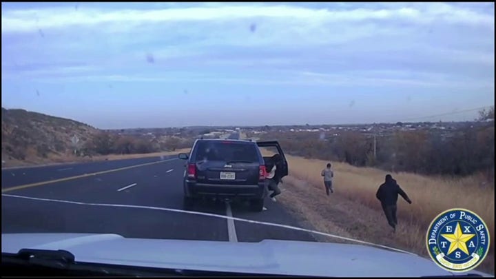 Texas border agents led on high-speed chase after illegal immigrants bail from vehicle