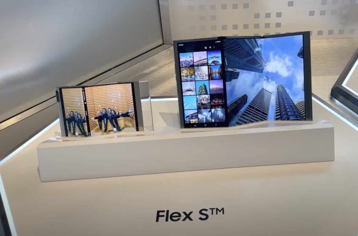 Samsung Display Flex S prototypes