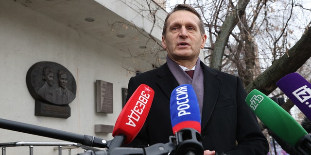 Russian Foreign Intelligence Service SVR RF Chief Sergey Naryshkin reportedly held a very "defiant" attitude in talks with CIA Director William Burns. 
