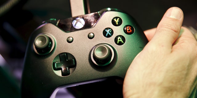 A Microsoft Xbox controller is seen at the Electronic Entertainment Expo in Los Angeles, June 17, 2015.