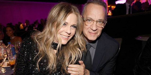 Tom Hanks was complimentary of his wife on the red carpet, much to Rita Wilson's glee.