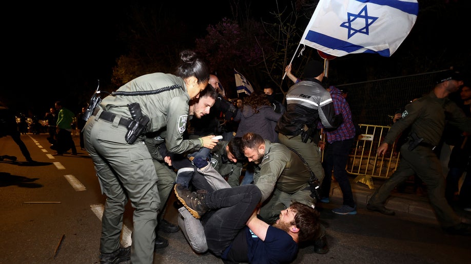 Israel demonstrators