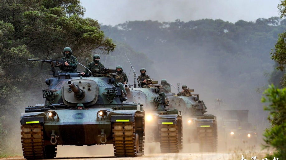 Taiwanese army tanks