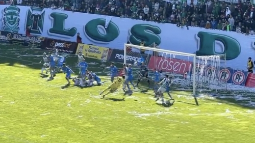 Yerko Urra scored an incredible diving header to save a point for Temuco.