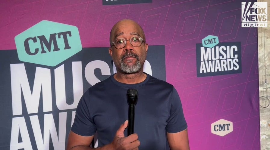 Darius Rucker discusses when he knew it was time to transition into country music