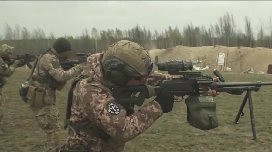 Ukraine intensifies training for troops and citizen soldiers headed to Donbas
