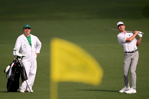 Amateur Sam Bennett plays a shot on the second hole Friday. He shot 68s on both Thursday and Friday.
