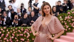 NEW YORK, NEW YORK - MAY 06: Gisele Bündchen attends The 2019 Met Gala Celebrating Camp: Notes on Fashion at Metropolitan Museum of Art on May 06, 2019 in New York City. (Photo by Jamie McCarthy/Getty Images)